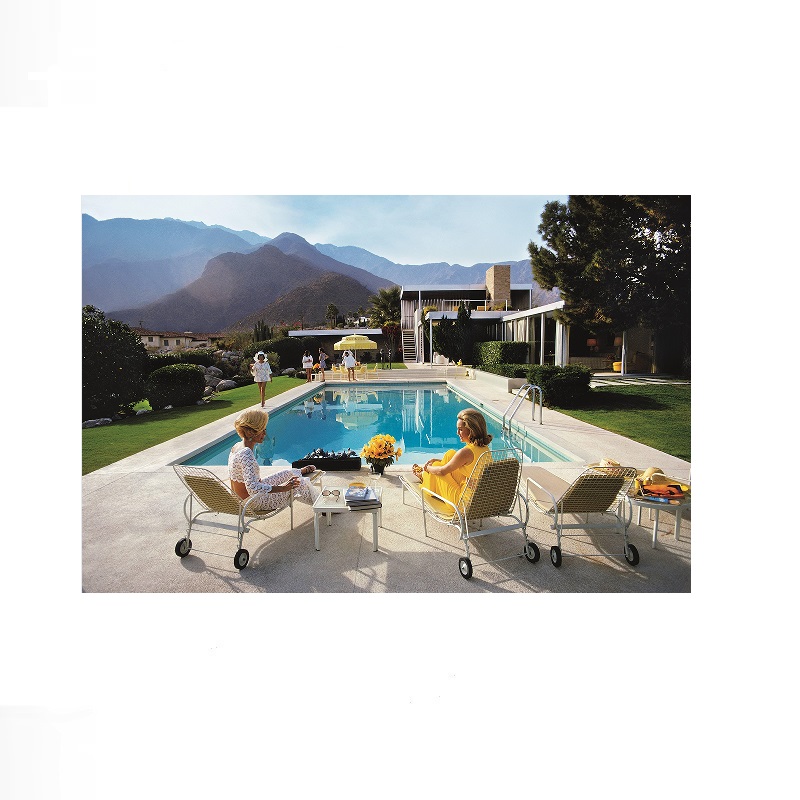 Retro Poolside Host Luxury Lif - Luxury Lifestyle Pictures avaliação e preço
