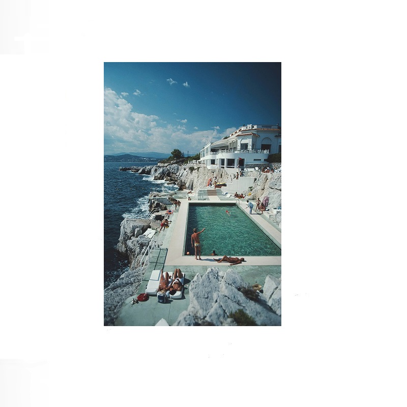 Retro Poolside Host Luxury Lif - Luxury Lifestyle Pictures avaliação e preço